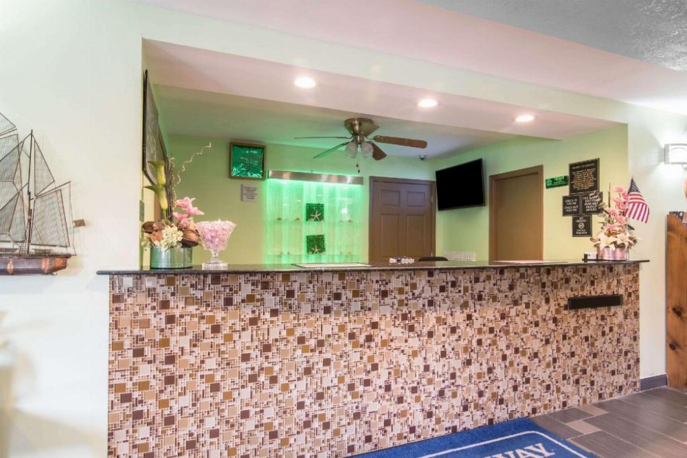 Rodeway Inn Image 19