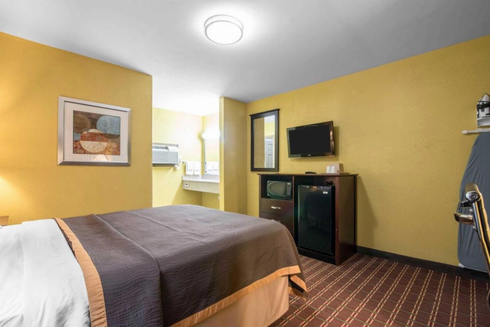 Rodeway Inn Main image